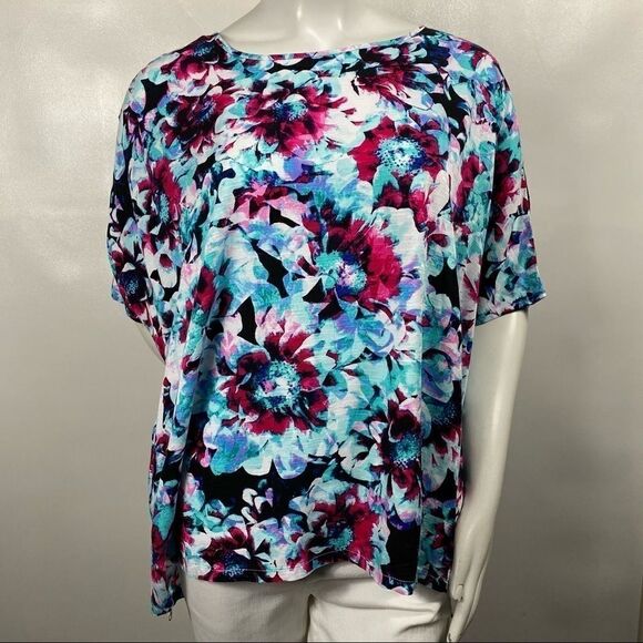 3For$20 East 5th Floral Batwing Blouse Size: Large & XL Blue Pink Nwt - Picture 1 of 5